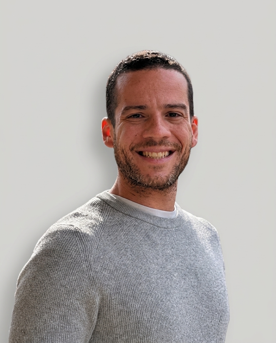 ENRIQUE AZUAJE